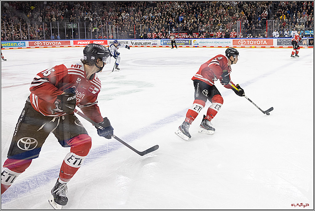 PENNY DEL;  Koelner Haie - Straubing Tigers; Koeln, 28.12.2022